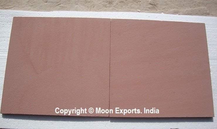 Slabs and tiles of natural stones