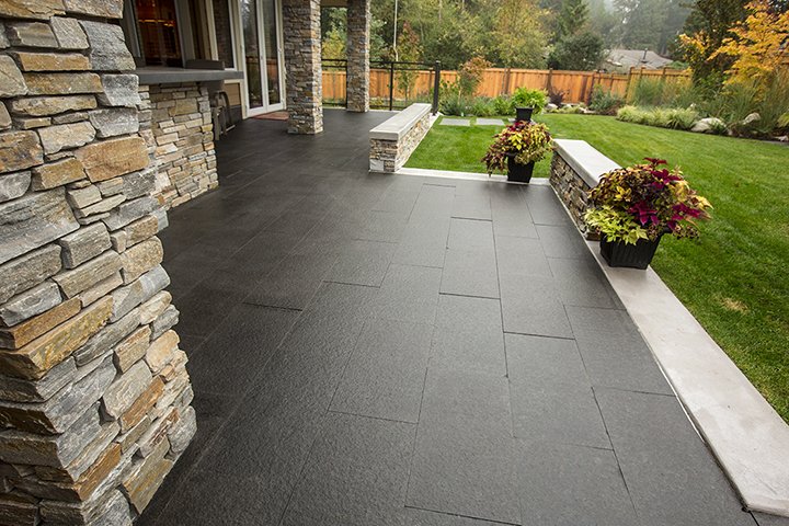 BASALT FLAMED BRUSHED