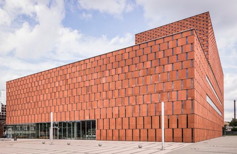 Maple Red Sandstone Exterior Wall Cladding Natural Surface