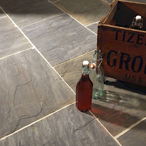 Mountain Black Sandstone Paving