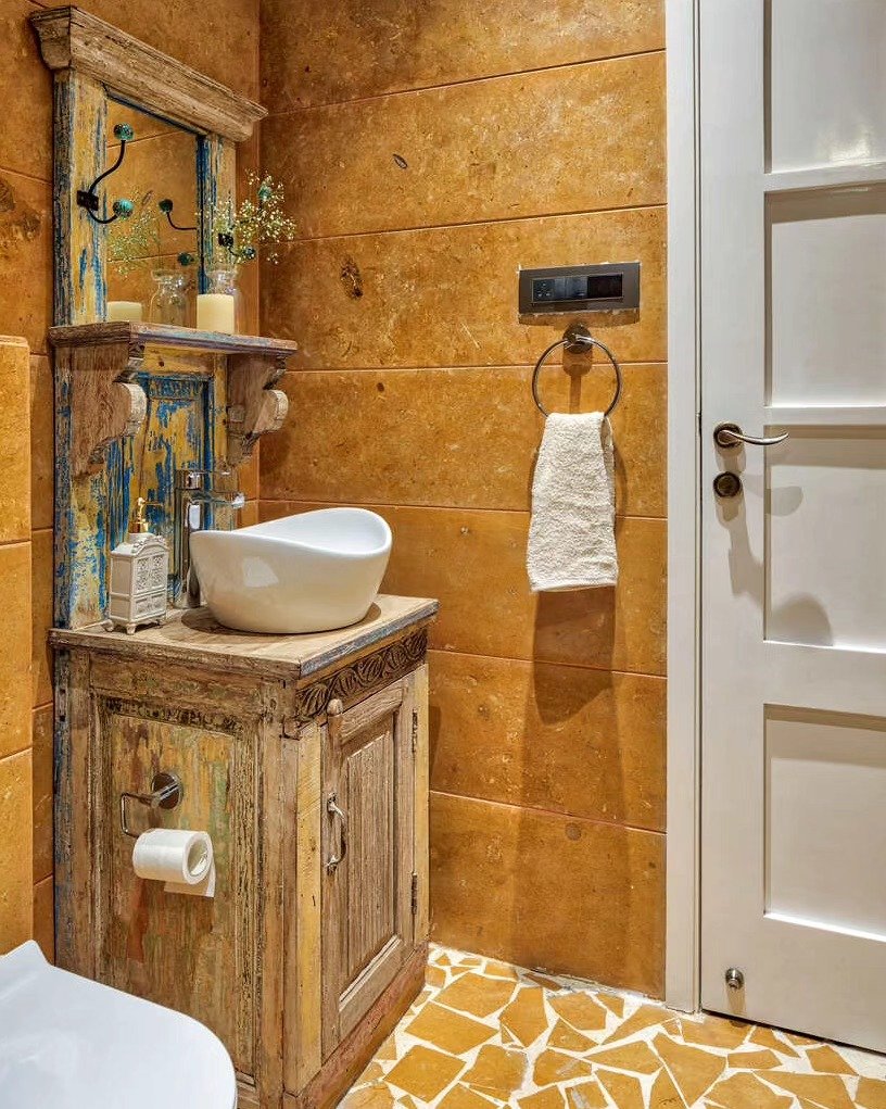Sunflower Gold Limestone