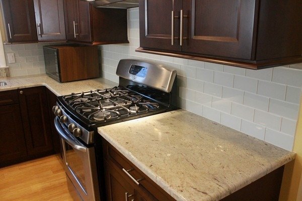 3cm River White Granite Kitchen2
