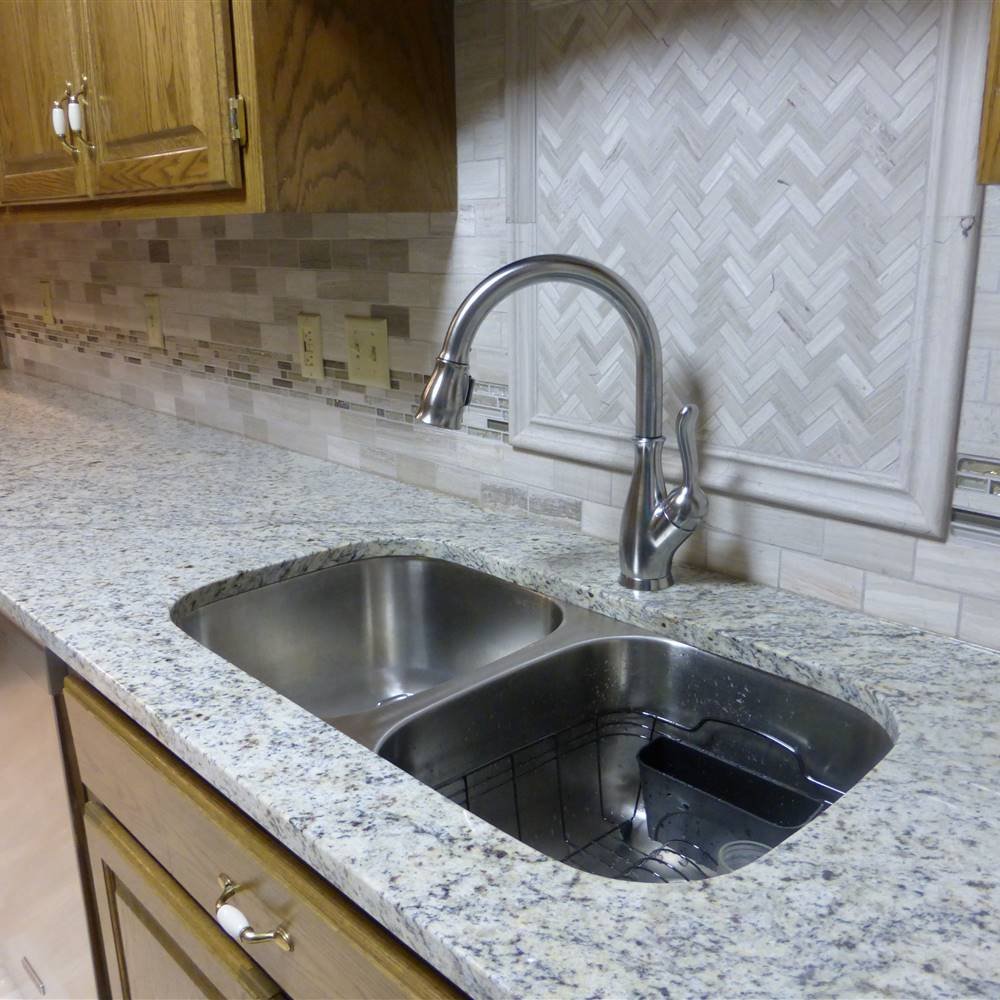 P White Granite3