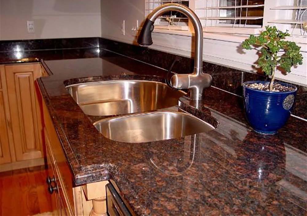 brown granite 1000x1000