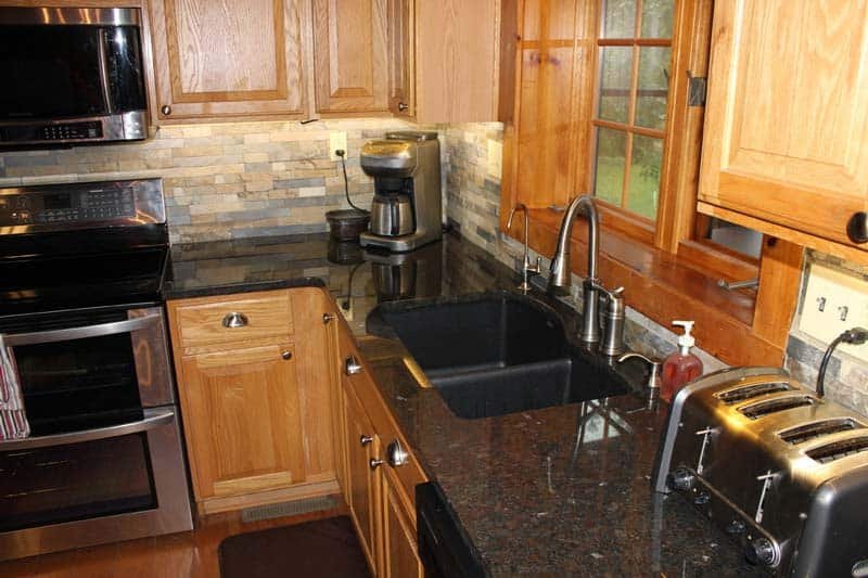 coffee brown granite countertop